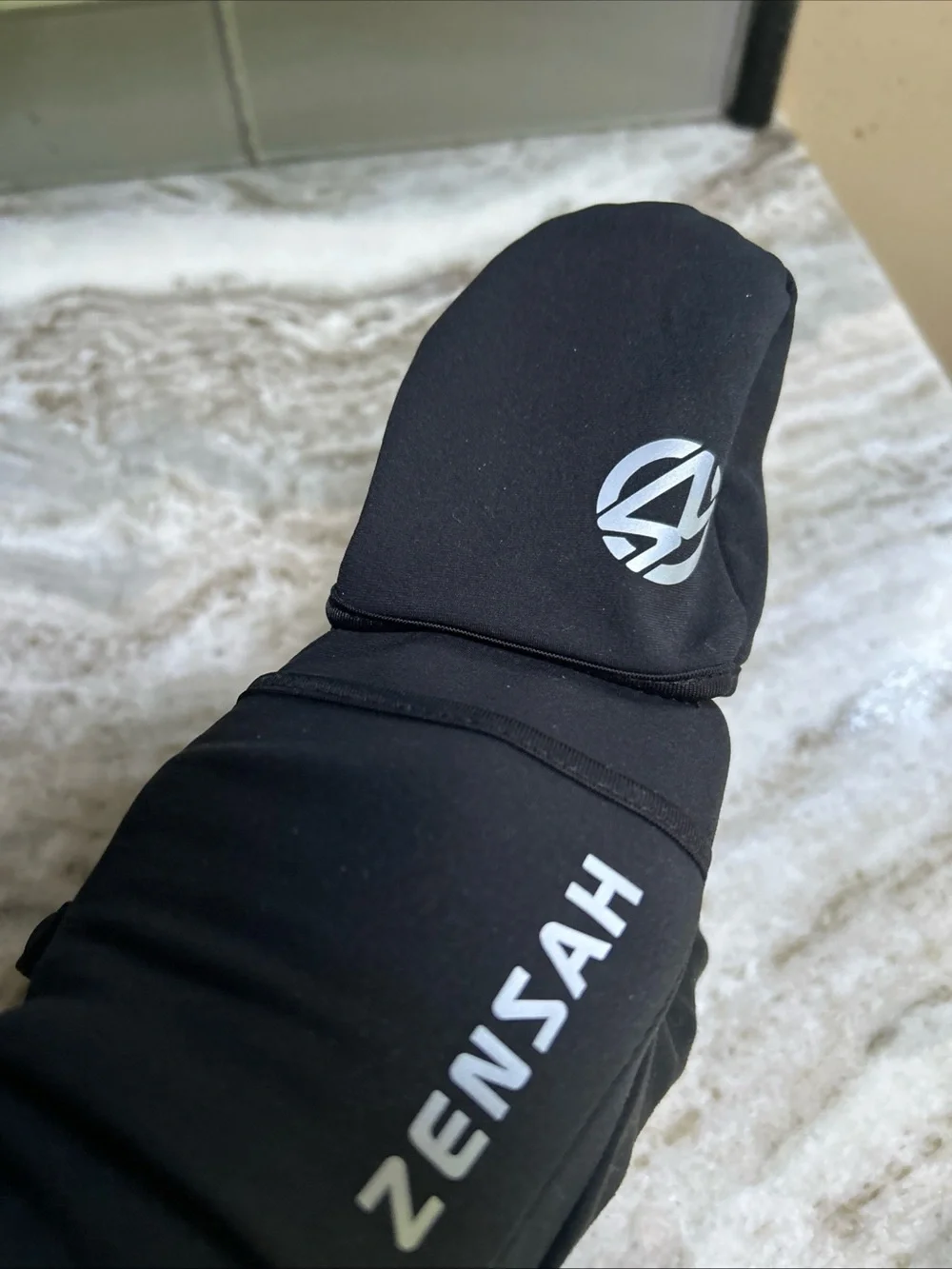 Zensah Smart Running Mittens M Black Convertible Winter Gloves Touchscreen New